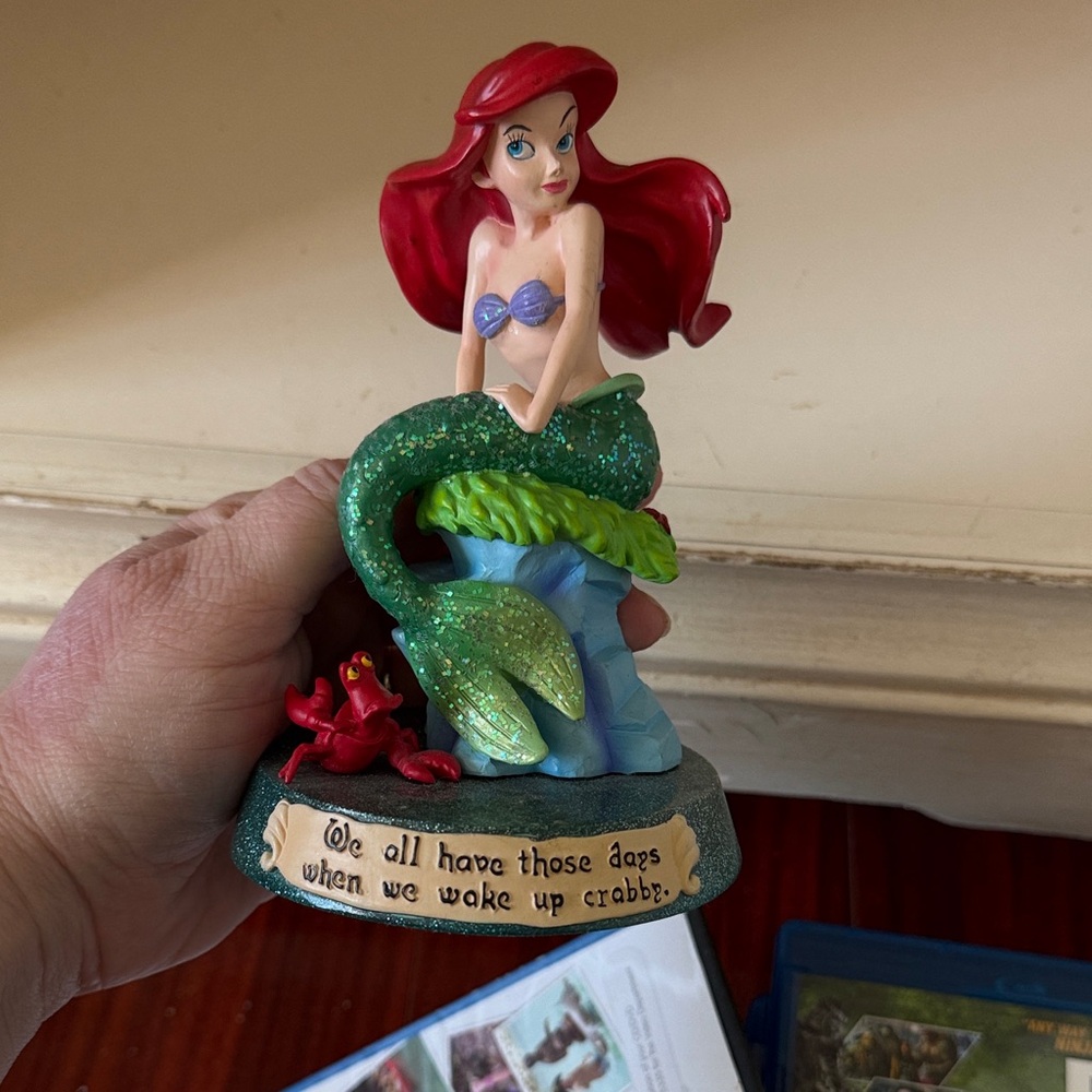 The Little Mermaid Ariel - Westland Collectible